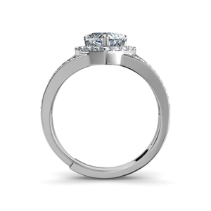 Ladies Engagement ring